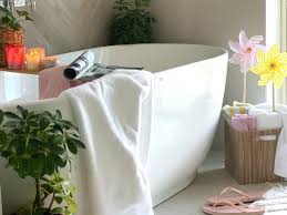 Above Basics: Artistic Purposes of Your Bathtub Area post thumbnail image